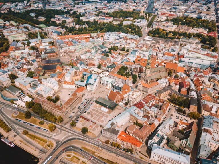 Gdzie zjeść w Lublinie? Przewodnik po restauracjach i kawiarniach